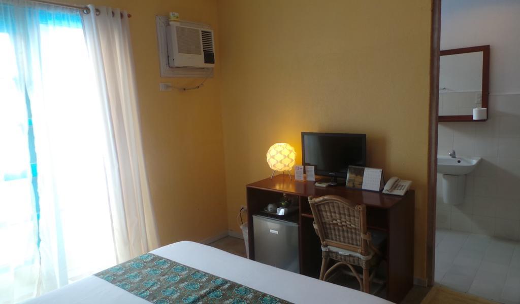 Sun Beachfront & Balabag (Boracay)