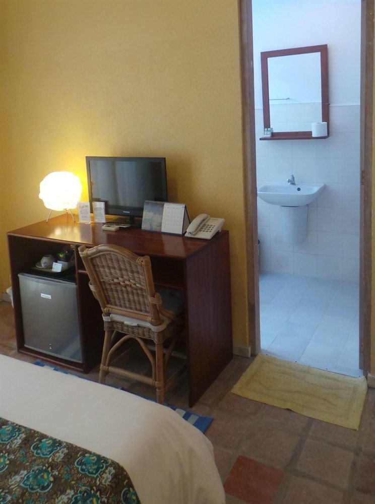 Hotel Sun Beachfront &