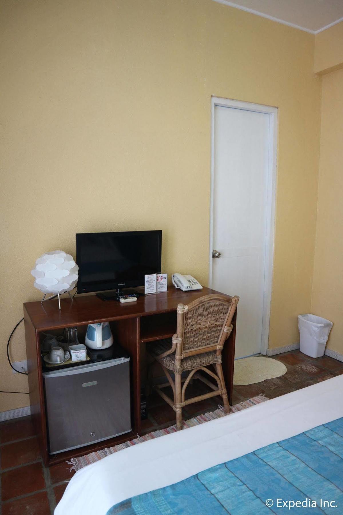 Hotel Sun Beachfront &