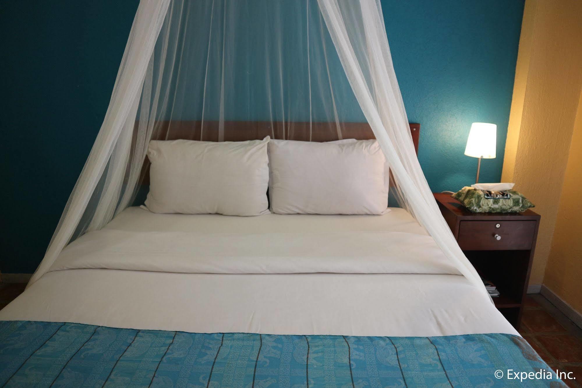 Hotel Sun Beachfront & Balabag (Boracay)